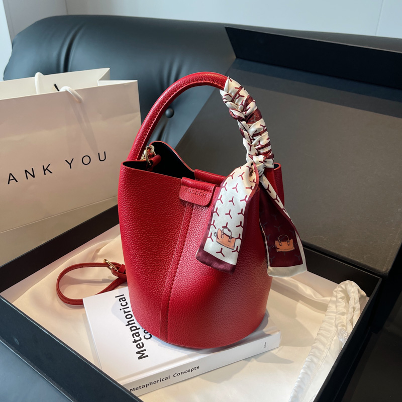 Luxury Bags On Sales - Borse a tracolla e a tracolla
