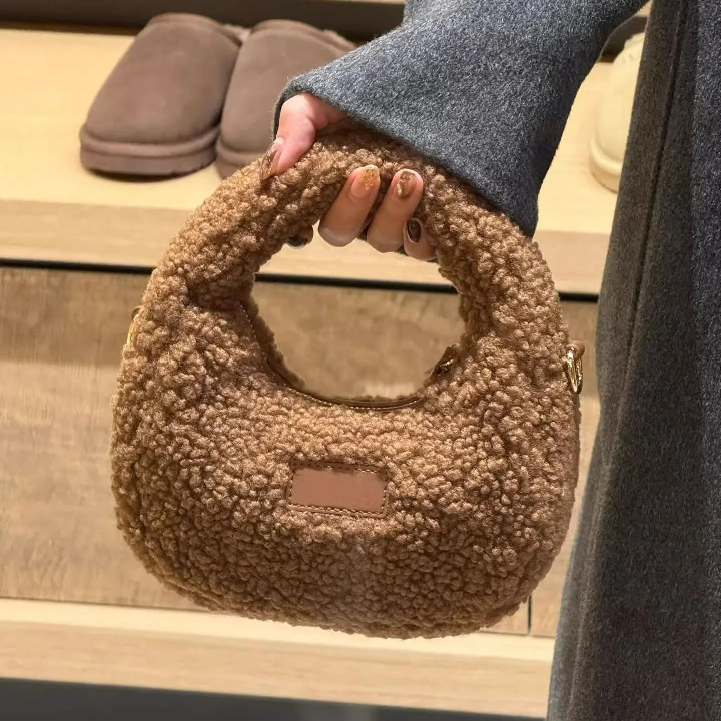 Half Moon Bag Suede - Borsa a mano in lana di