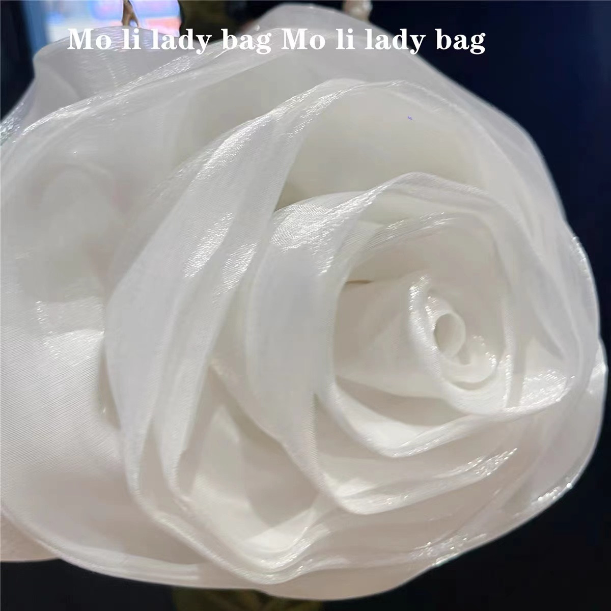 Borsa a mano floreale in raso  - Luxury Bags On Sale recensione e prezzo