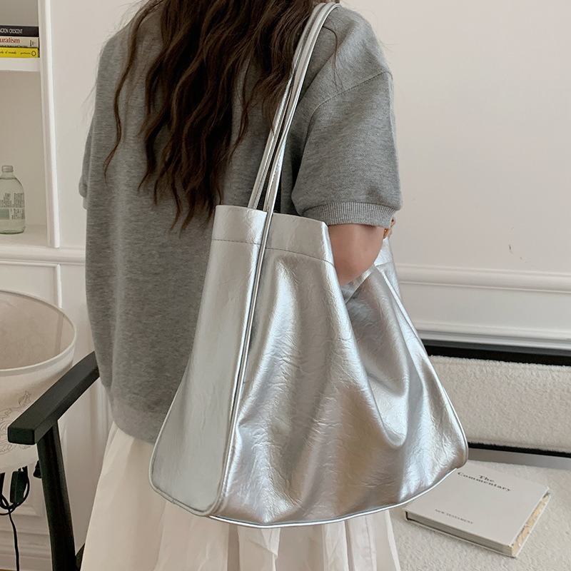 Borse a Spalla Casual di Grand - Luxury Bags On Sale recensione e prezzo