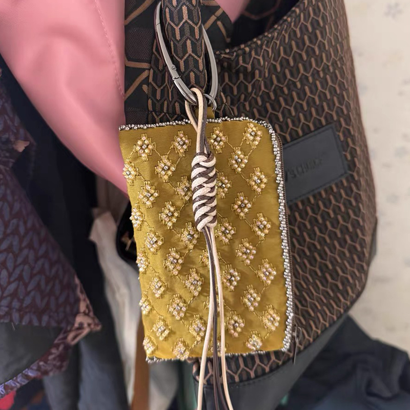 Mini borse con ciondoli per ac - Luxury Bags Design recensione e prezzo