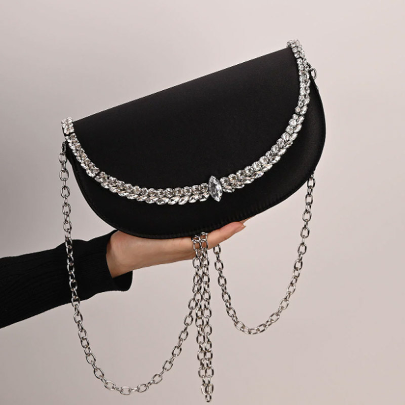 Borsa da sera asimmetrica con  - Half Moon Bag Suede recensione e prezzo