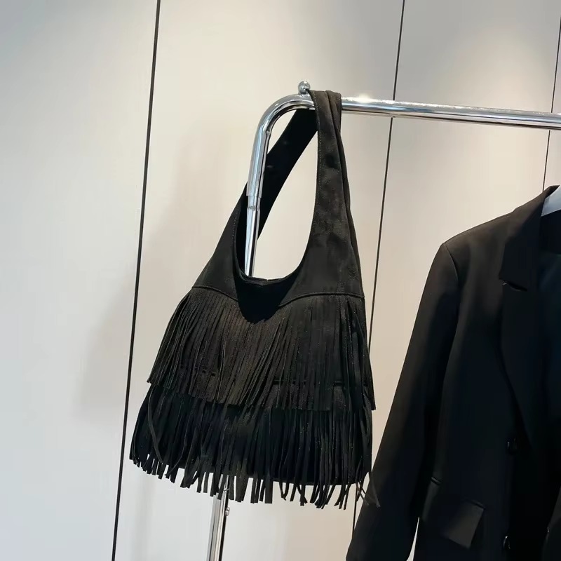 Borse a tracolla con nappe in  - Luxury Bags On Sales recensione e prezzo