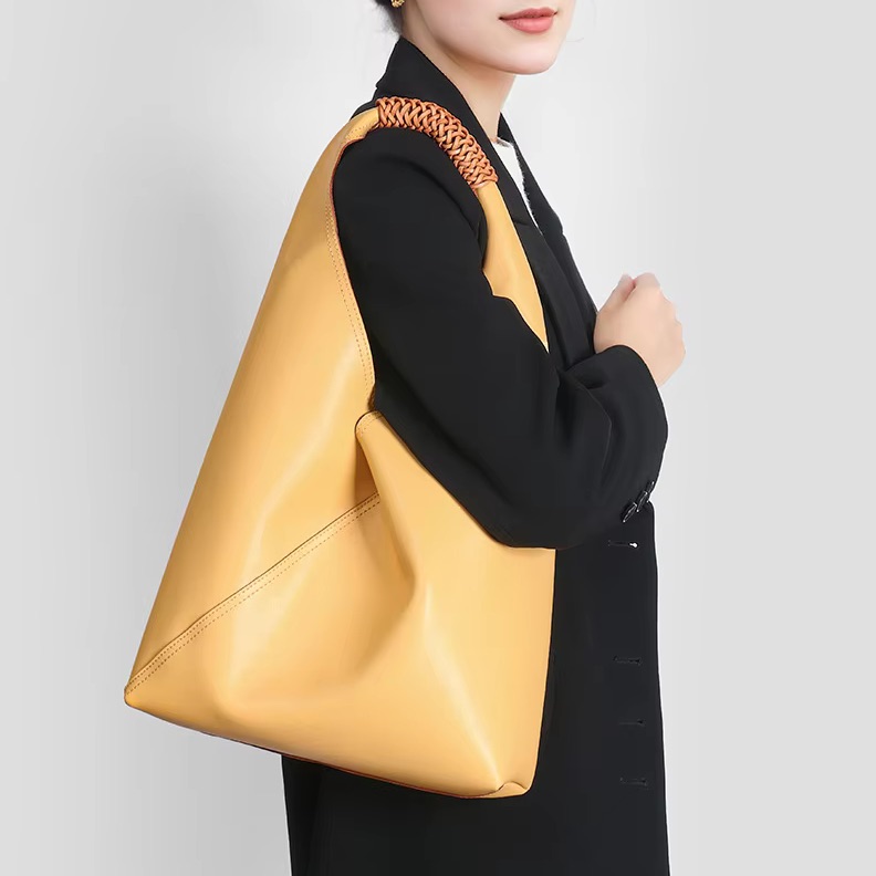Borsa in Vera Pelle di Alta Qu - Luxury High Quality Bags recensione e prezzo