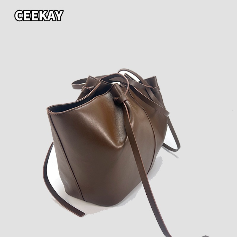 Borse a Spalla da Donna di Gra - Luxury High Quality Bags recensione e prezzo