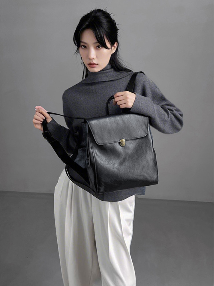 Zaino in vera pelle di marca d - Luxury High Quality Bags recensione e prezzo