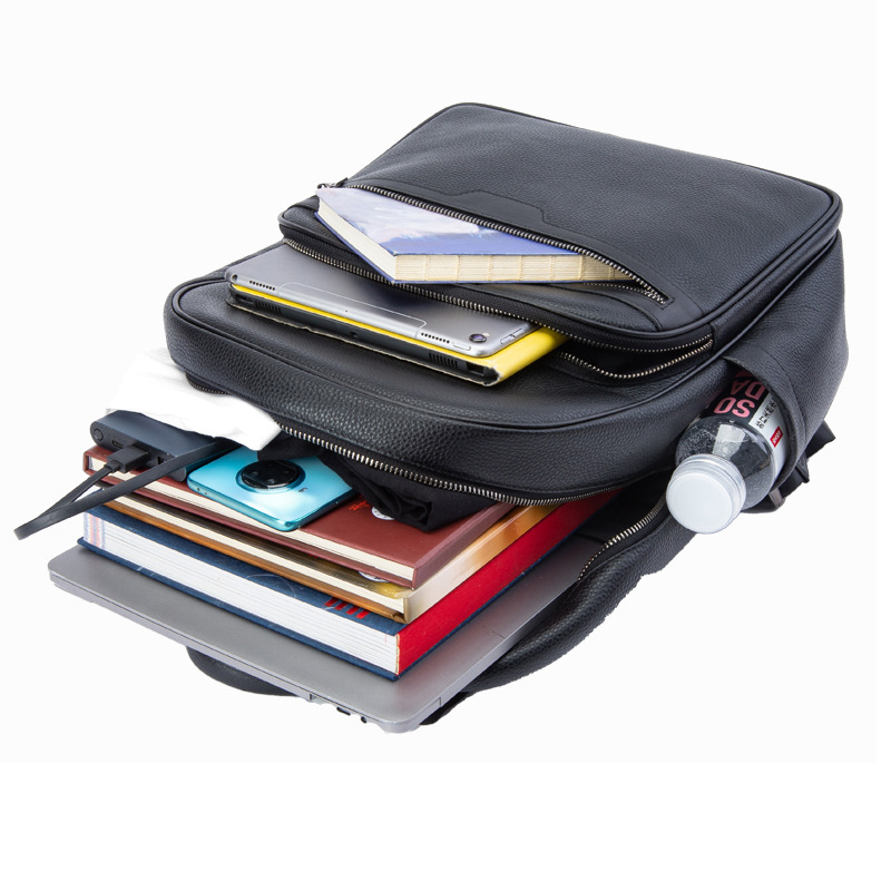 Zaini da uomo in vera pelle di - Luxury Bags That Fit Laptop recensione e prezzo