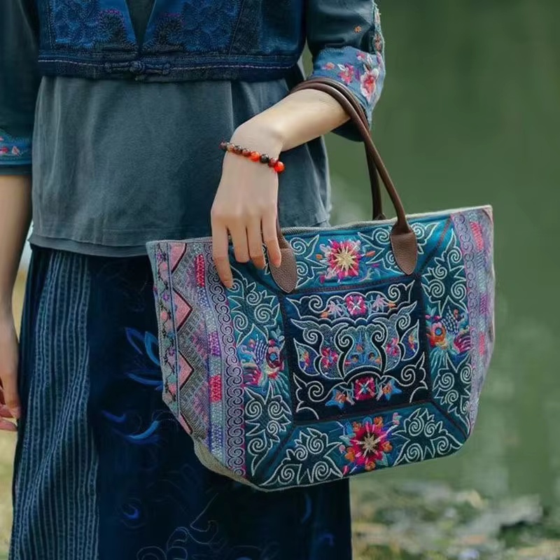 Borse tote ricamate originali  - Luxury Bags On Sales recensione e prezzo